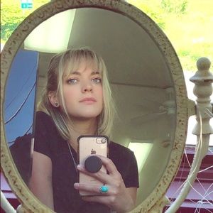 Meet your Posher, Amanda